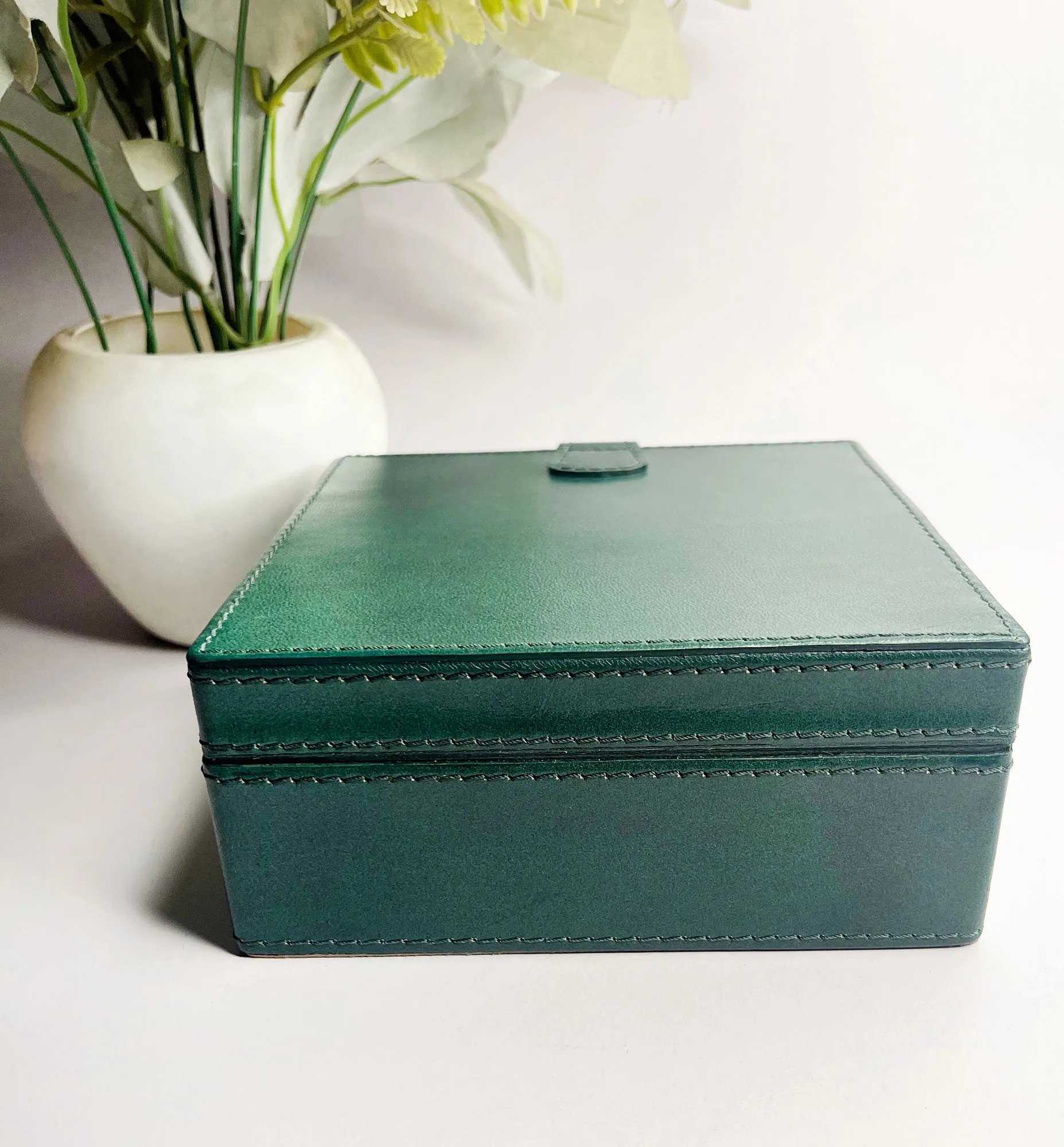 Divine Leather Jewelry Box - Green