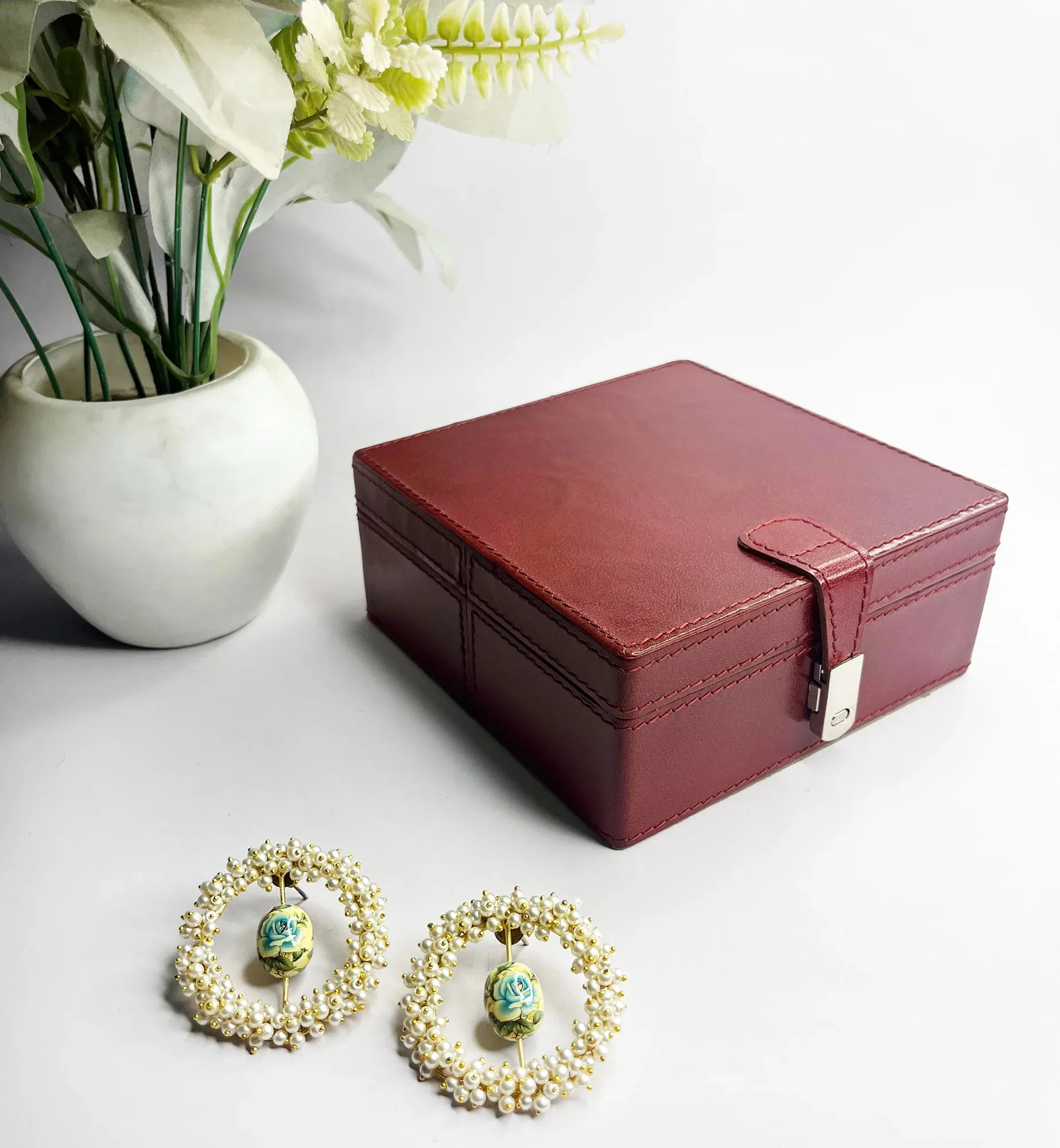 Divine Leather Jewelry Box - Red