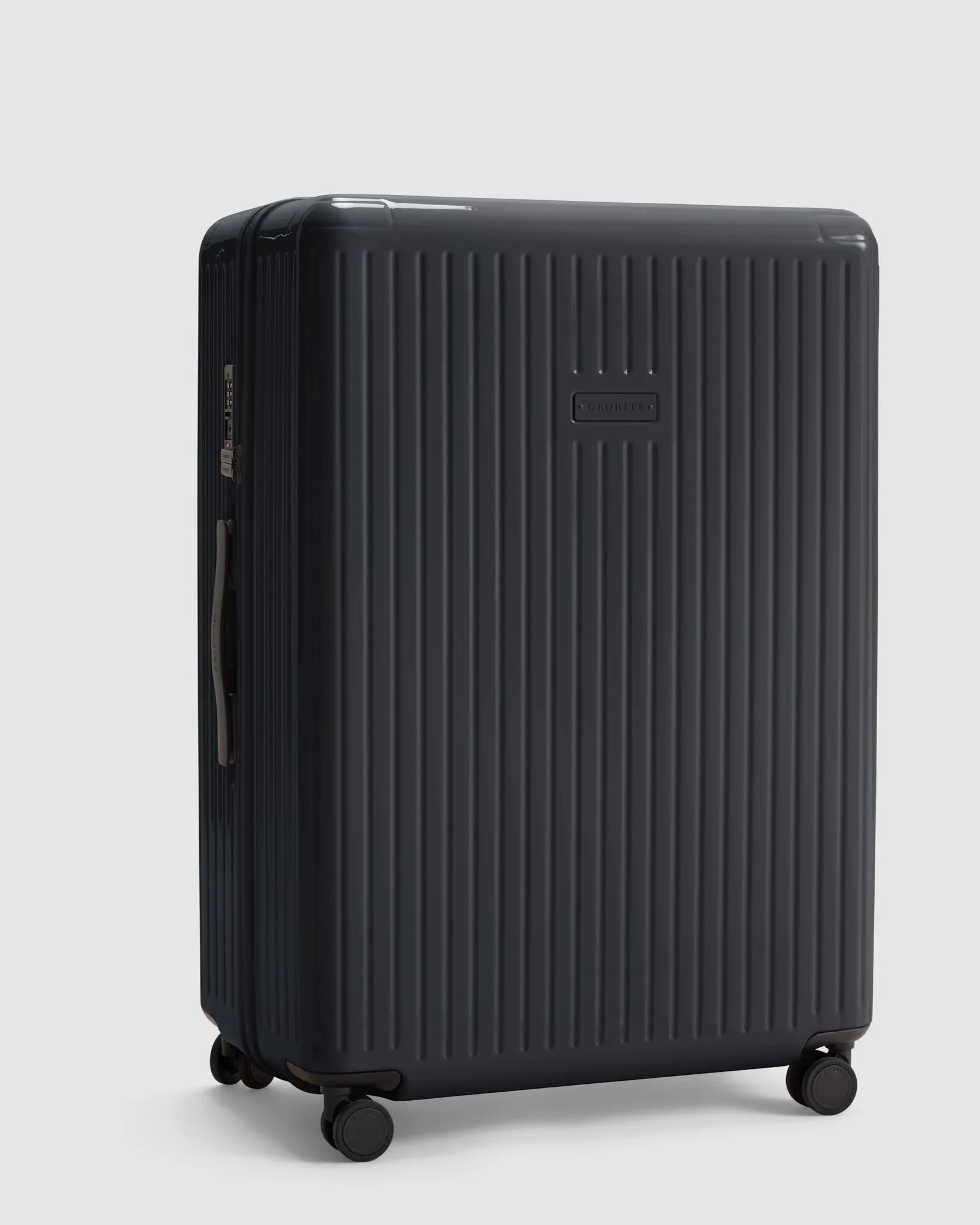 Large Check In Suitcase - Onyx Black