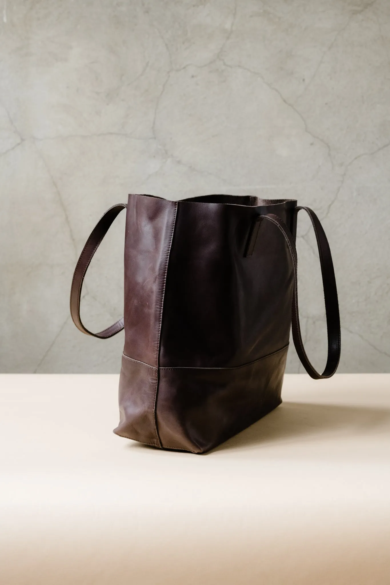 Mamuye Classic Tote in Chocolate