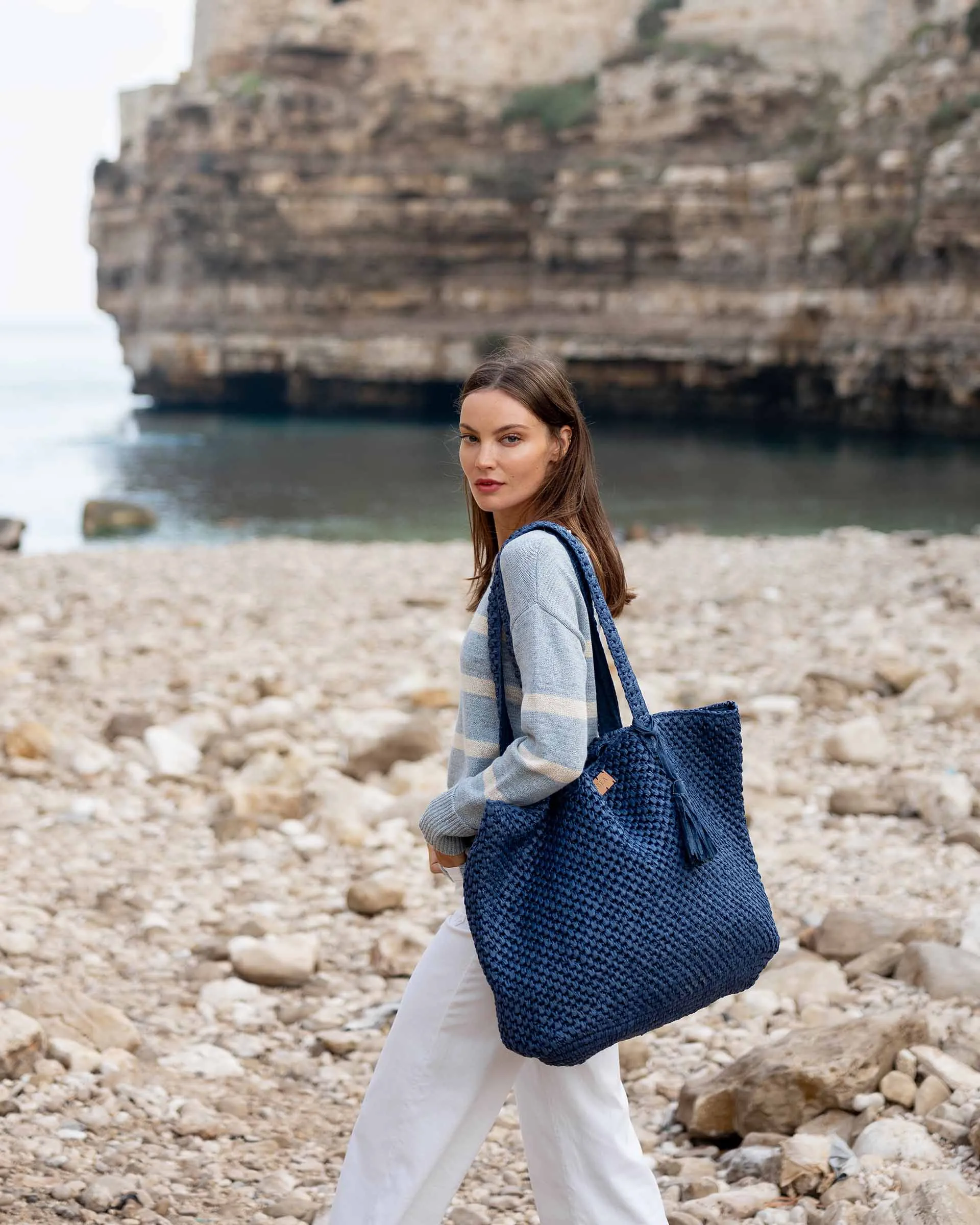 Sun Chaser Straw Large Tote - Navy